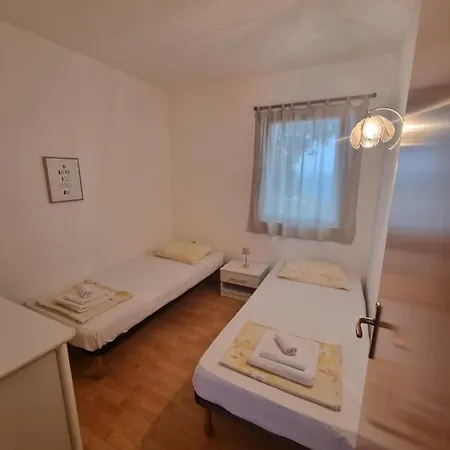 Euromodus Apartmani Krvavica Extérieur photo