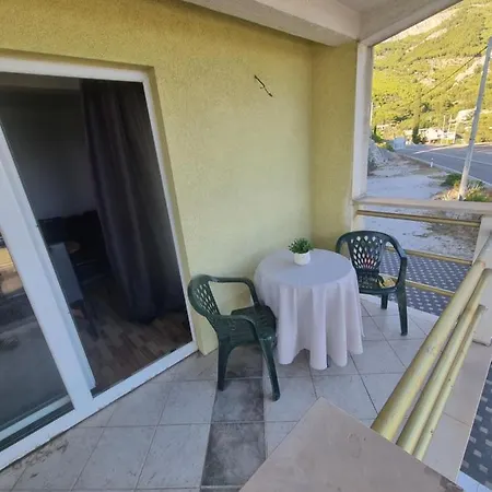 Euromodus Apartmani Krvavica Extérieur photo