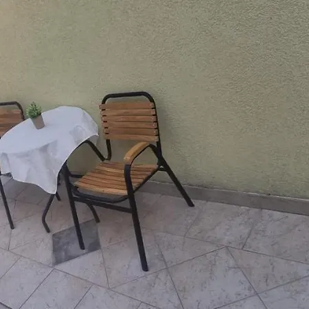 Euromodus Apartmani Krvavica Extérieur photo