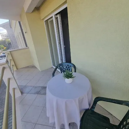 Euromodus Apartmani Krvavica Extérieur photo