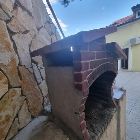Euromodus Apartmani Krvavica Extérieur photo