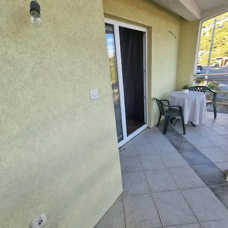 Euromodus Apartmani Krvavica Extérieur photo