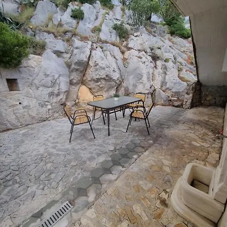 Euromodus Apartmani Krvavica Extérieur photo