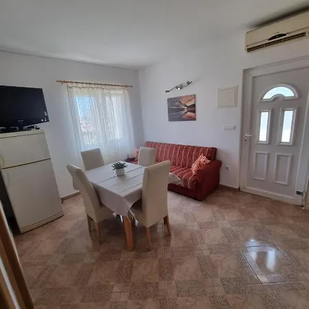 Euromodus Apartmani Krvavica Extérieur photo
