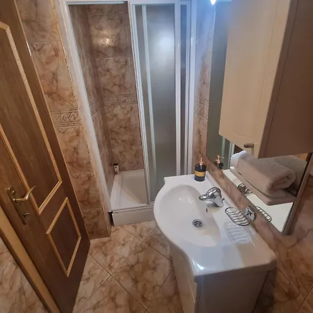 Euromodus Apartmani Krvavica Extérieur photo