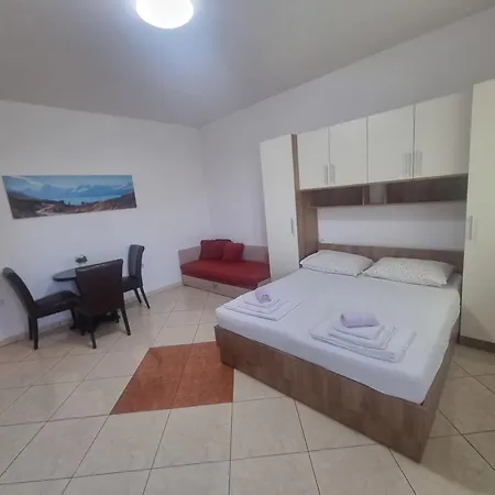 Euromodus Apartmani Krvavica Extérieur photo