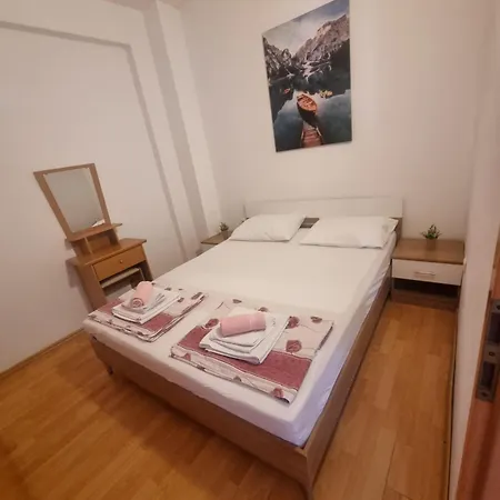 Euromodus Apartmani Krvavica Extérieur photo